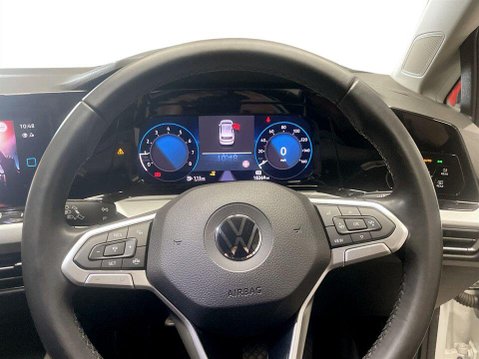 Volkswagen Golf 1.5 TSI Life Hatchback 5dr Petrol Manual Euro 6 (s/s) (130 ps) Air Con - Bl 13
