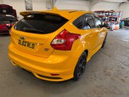Ford Focus 2.0T EcoBoost ST-3 Euro 5 (s/s) 5dr 8