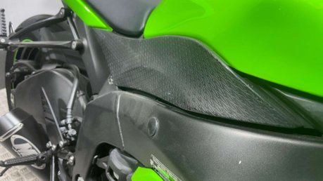 Kawasaki Ninja ZX6R 2009 ONLY 4K MEGA CLEAN 600CC SPORTS BIKE NEW MOT 31
