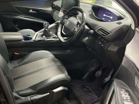 Peugeot 3008 1.2 3008 Allure Premium PureTech S/S 5dr 9