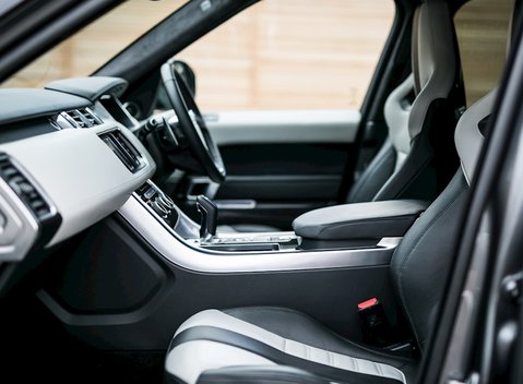 Land Rover Range Rover Sport SVR 14