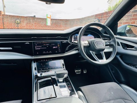 Audi Q8 3.0 TDI V6 50 S line SUV 5dr Diesel Tiptronic quattro Euro 6 (s/s) (286 ps) 17