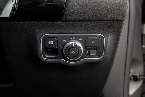 Mercedes-Benz EQA EQA 350 4MATIC AMG LINE 16