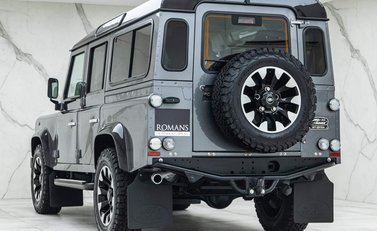 Land Rover Defender 110 Works V8 70th Edition 4
