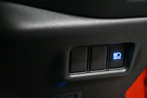 Toyota C-HR 2.0 C-HR GR Sport HEV CVT 5dr 40