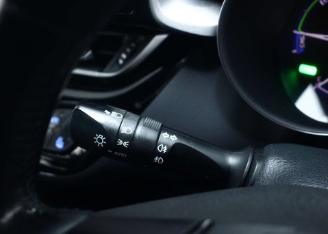 Toyota C-HR 1.8 C-HR Icon HEV CVT 5dr 29