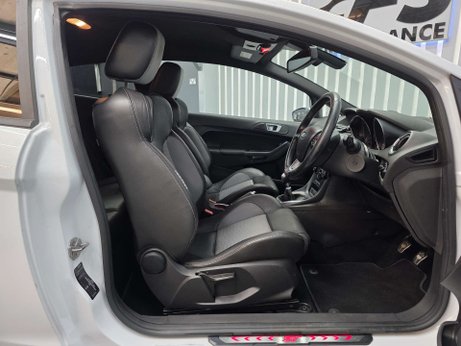 Ford Fiesta 1.6T EcoBoost ST-3 Hatchback 3dr Petrol Manual Euro 6 (182 ps) 24