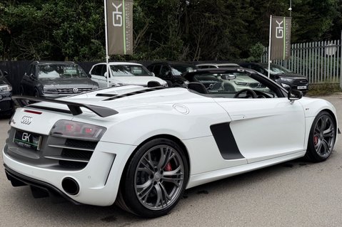 Audi R8 GT QUATTRO V10 SPYDER - 1 OF 33 - BUCKET SEATS -CERAMIC BRAKES 6