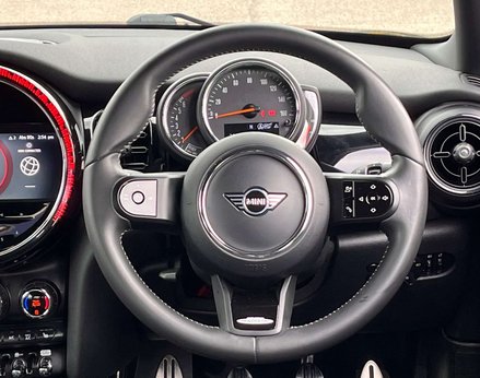 Mini Hatch 1.5 Cooper Sport 3dr 20