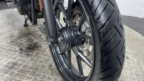 Triumph Street 900 2016 ONLY 14K MOT SPORTS EXHAUST WARRANTY 900CC 17