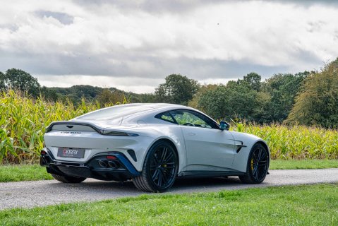 Aston Martin Vantage 4.0 Vantage V8 Auto 3dr 5