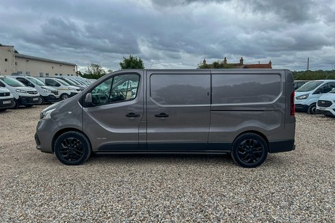 Renault Trafic LWB L2H1 Low Roof Sport LL30 Air Con Alloy Wheels EURO 6 NO VAT