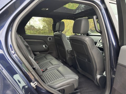 Land Rover Discovery TD6 HSE 8