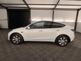 Tesla Model Y Auto RWD 5dr 40