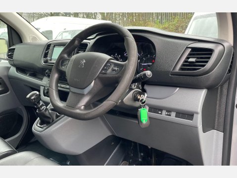 Peugeot Expert 2.0 BlueHDi 1400 Professional Standard Panel Van 6dr Diesel Manual MWB Euro 26