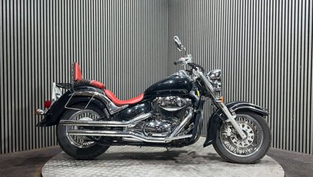 Suzuki Intruder 800 VL 2008 ONLY 17K RUNNING CRUISER PROJECT BIKE SPARES OR REPAIR 800CC