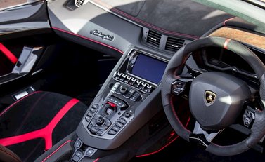 Lamborghini Aventador SV LP 750-4 Roadster 19