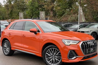 Audi Q3 TFSI QUATTRO S LINE -PAN ROOF -CAMERA -ADAPT CRUISE -SIDE ASSIST -HUGE SPEC