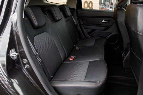 Dacia Duster EXTREME SE TCE 36