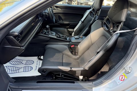 Porsche 911 GT3 TOURING PDK - £33K FACTORY EXTRAS -CERAMIC BRAKES -BUCKET SEATS -CARBON 3