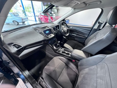 Ford Kuga 2.0 TDCi Titanium AWD Euro 6 (s/s) 5dr 26