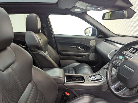 Land Rover Range Rover Evoque 2.0 Range Rover Evoque HSE Dynamic TD4 Auto 4WD 5dr 30
