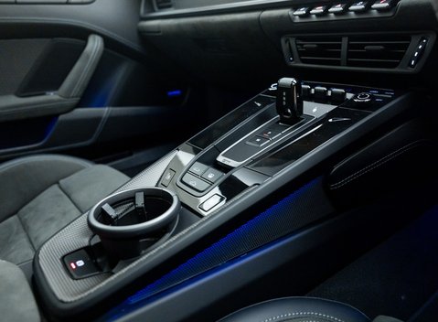 Porsche 911 Carrera GTS (992.2) 27