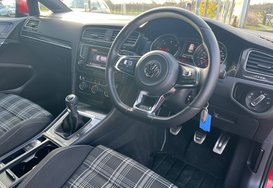 Volkswagen Golf 2.0 TDI BlueMotion Tech GTD 5 Door 20