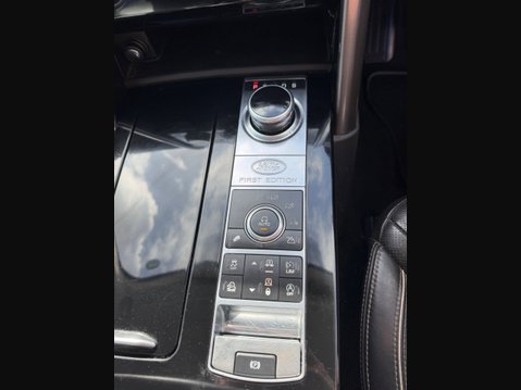 Land Rover Discovery 3.0 TD V6 First Edition SUV 5dr Diesel Auto 4WD Euro 6 (s/s) (258 ps) 19