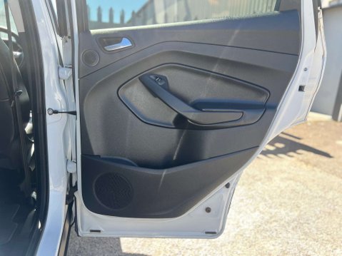 Ford Kuga 2.0 Kuga Titanium TDCi 5dr 37