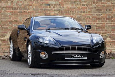Aston Martin Vanquish S 