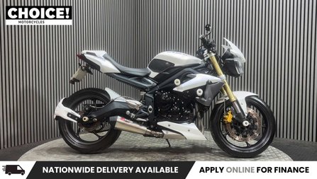 Triumph Street Triple 2014 27K NEW MOT SERVICED SCORPION EXHAUST NAKED 675CC TRIPLE