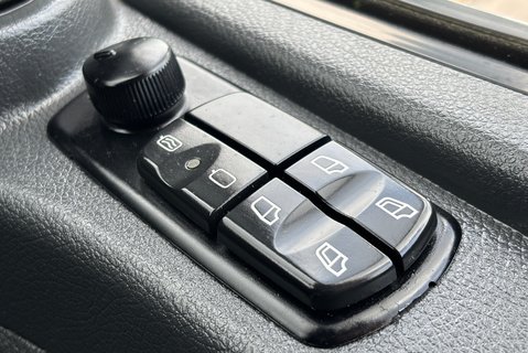 Mercedes-Benz Atego 816 7.5t Tilt and Slideback Vehicle Recovery Lorry 24