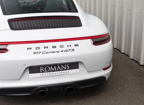Porsche 911 Carrera 4 GTS (991.2) 27