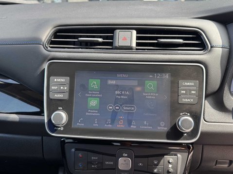 Nissan LEAF N-Connecta 15