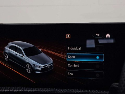 Mercedes-Benz A Class 1.5 A180d AMG Line (Executive) 7G-DCT Euro 6 (s/s) 5dr 64