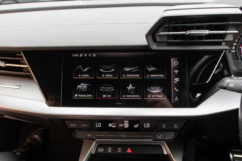 Audi A3 SPORTBACK TFSI S LINE MHEV 22