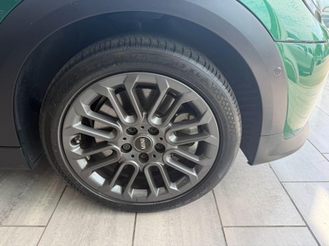 Mini Hatch 2.0S Classic Steptronic Euro 6 (s/s) 5dr 4