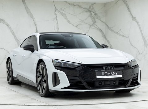 Audi RS E-Tron GT Carbon Vorsprung 1