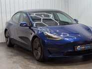 Tesla Model 3 Model 3 Long Range AWD 4WD 4dr 17