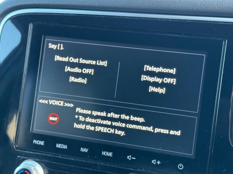 Mitsubishi Outlander 2.4h TwinMotor 13.8kWh Exceed Safety CVT 4WD Euro 6 (s/s) 5dr 23