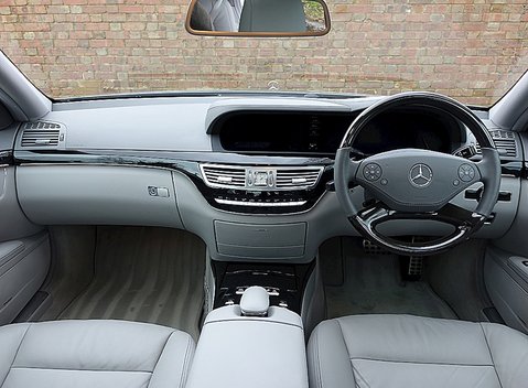 Mercedes-Benz S Class CDI Bluetec 16