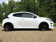 Toyota Yaris GR-Y CIRCUIT 4