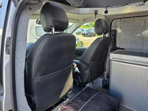 Mercedes-Benz Vito Camper Van 38