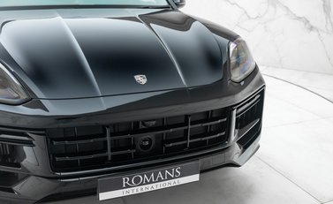 Porsche Cayenne TURBO E-HYBRID 35