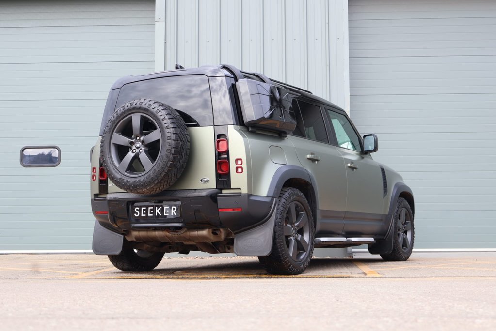 Land Rover Defender 110 P300 SE STYLED BY SEEKER FACTORY MATT FINISH HUGER SPEC  4