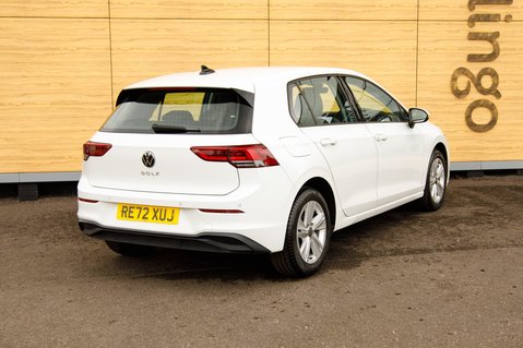 Volkswagen Golf LIFE TSI 2