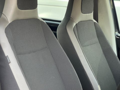 Volkswagen Up 1.0 High up! ASG Euro 5 5dr 13