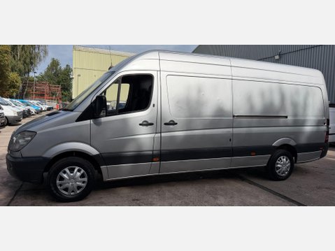Mercedes-Benz Sprinter 2.1 310 CDi Panel Van 4dr Diesel Manual RWD L3 H3 (240 g/km, 95 bhp) 16