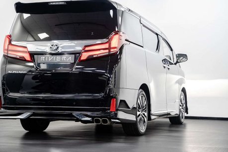 Toyota Alphard 2.5 MPV 2.5 SUV Automatic Petrol Hybrid 11